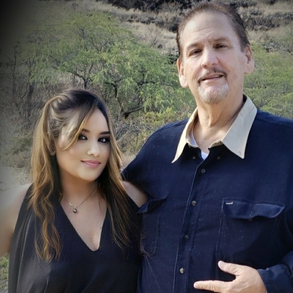 Meet your Posher, Chrissy - Picture 1 of 1